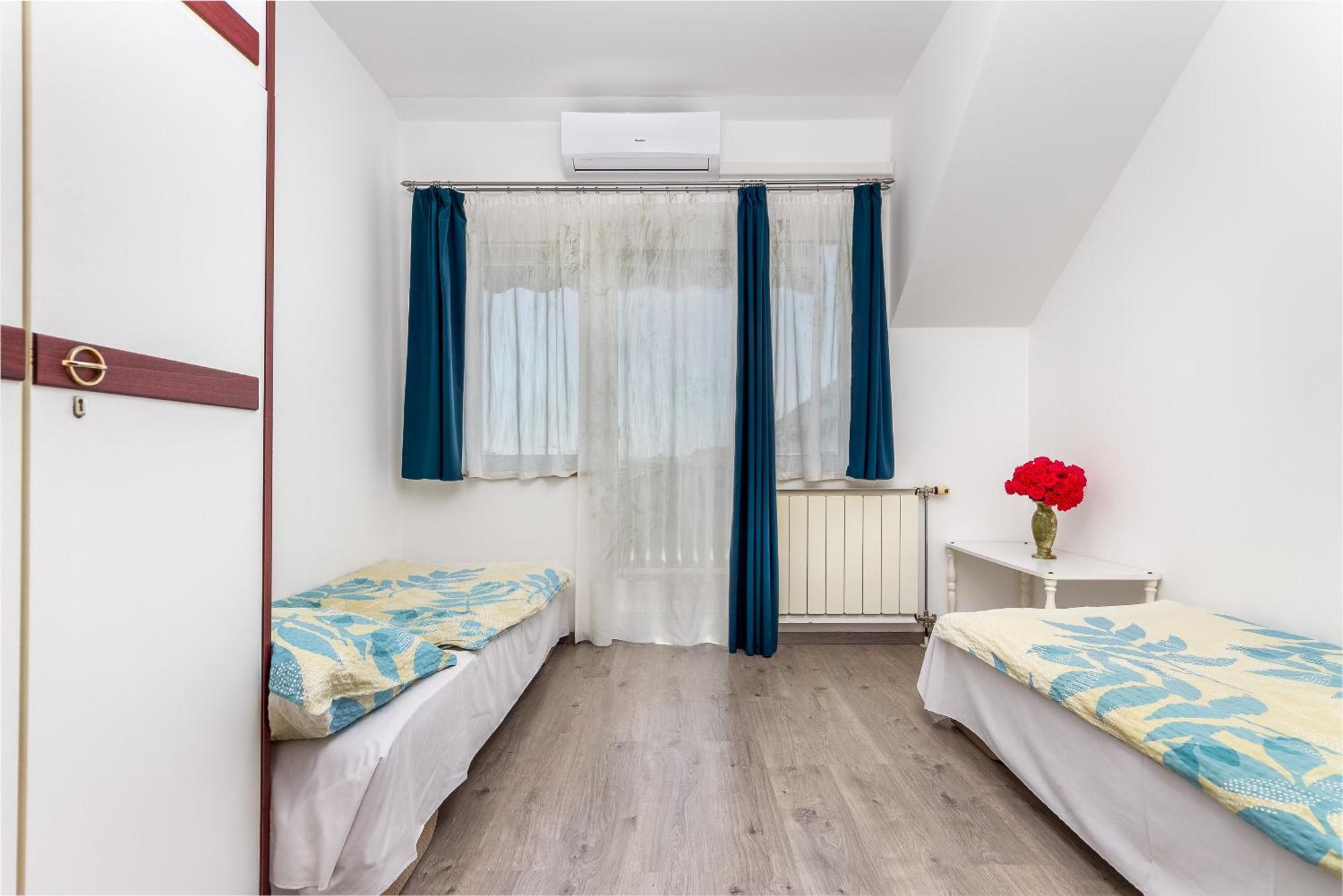 Katalin Vendeghaz Hotel Gyenesdias Bagian luar foto