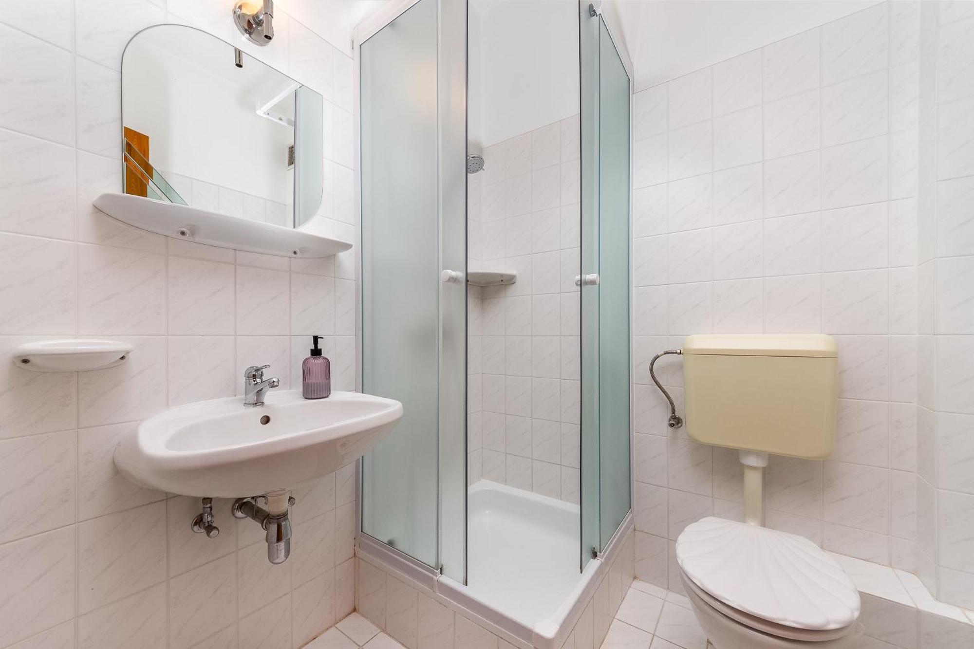 Katalin Vendeghaz Hotel Gyenesdias Bagian luar foto